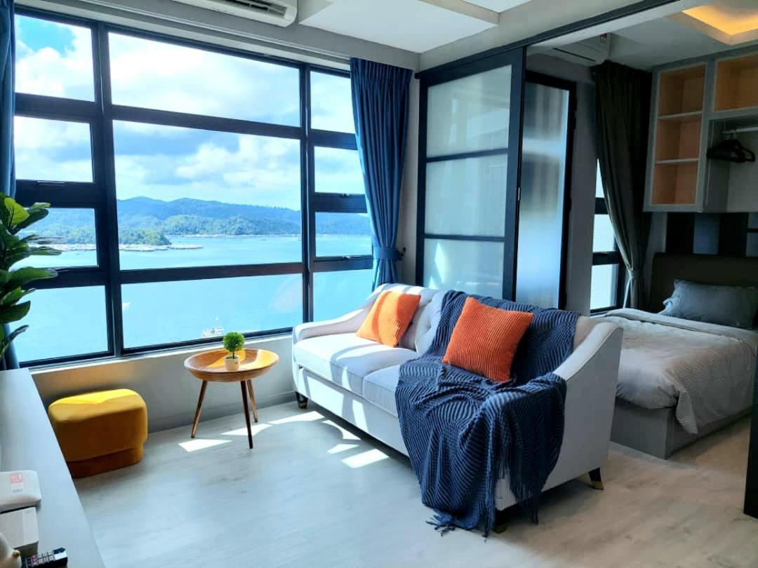J'Stay Seaview Suite Jesselton Quay 亞庇 外观 照片