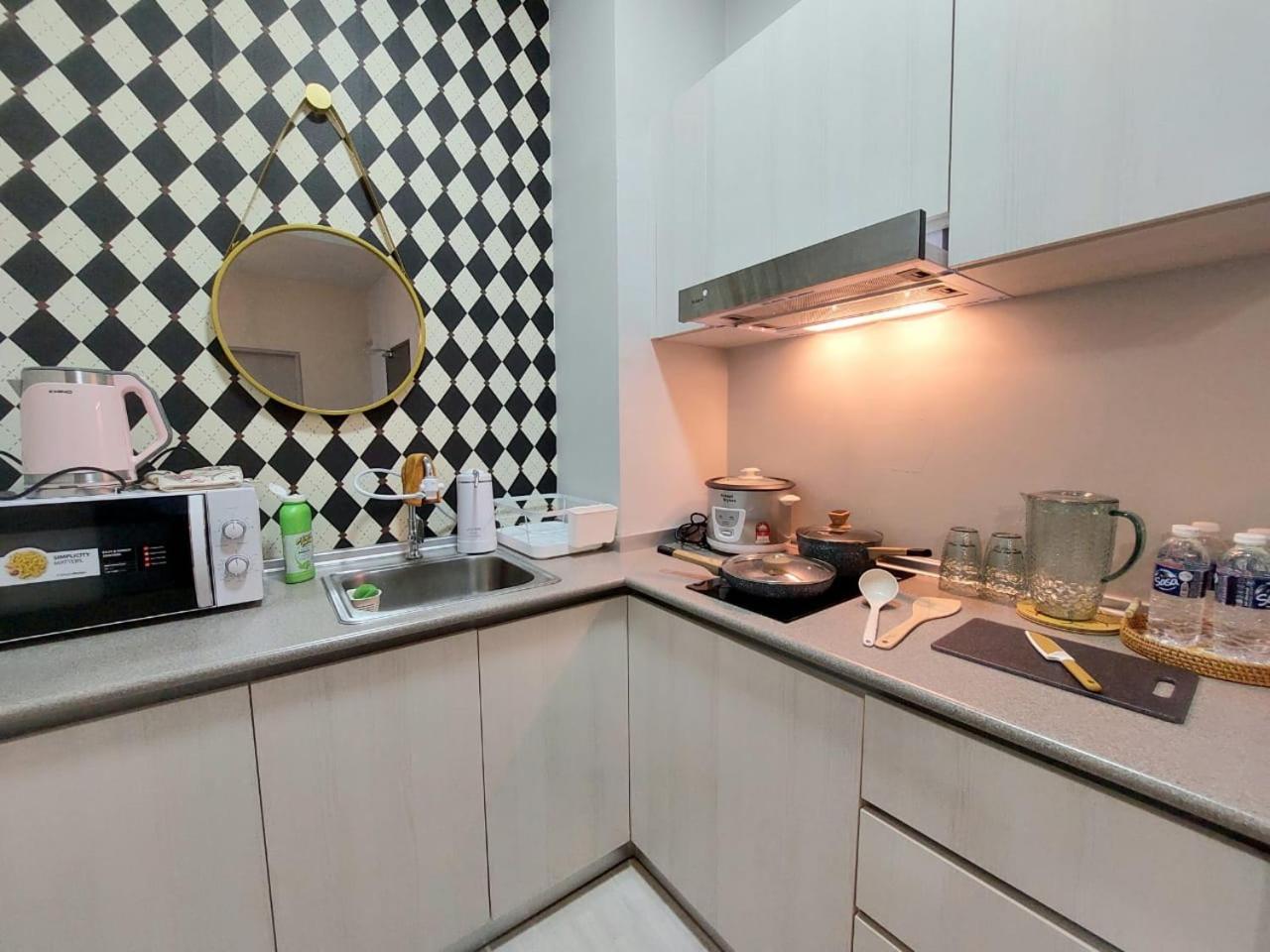 J'Stay Seaview Suite Jesselton Quay 亞庇 外观 照片
